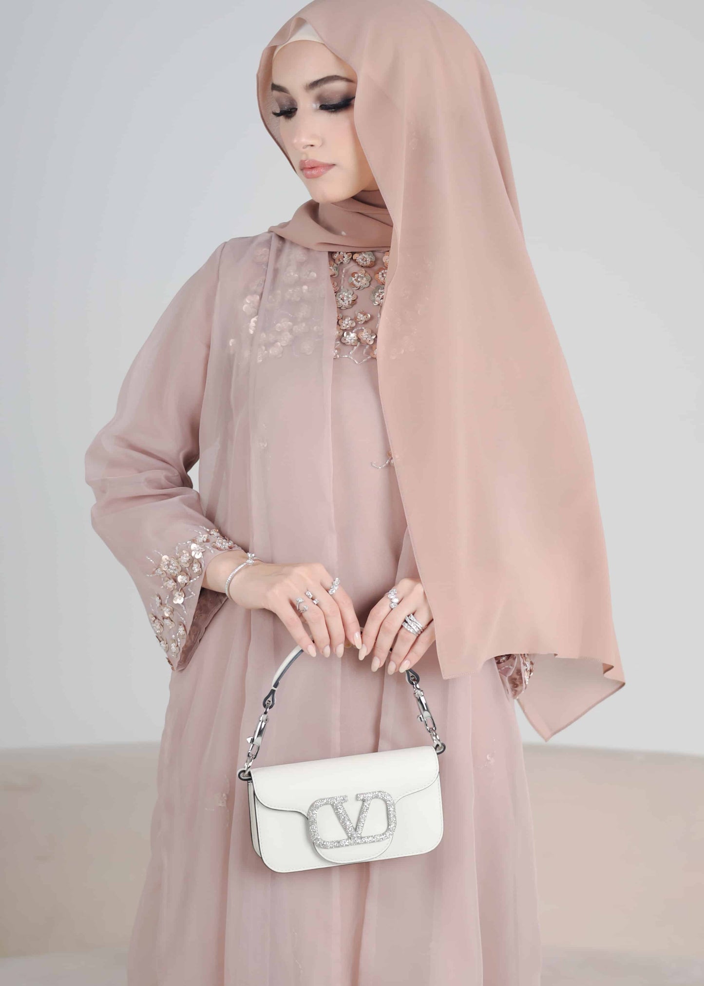 SERENE ABAYA PETITE (DUSTY PINK)