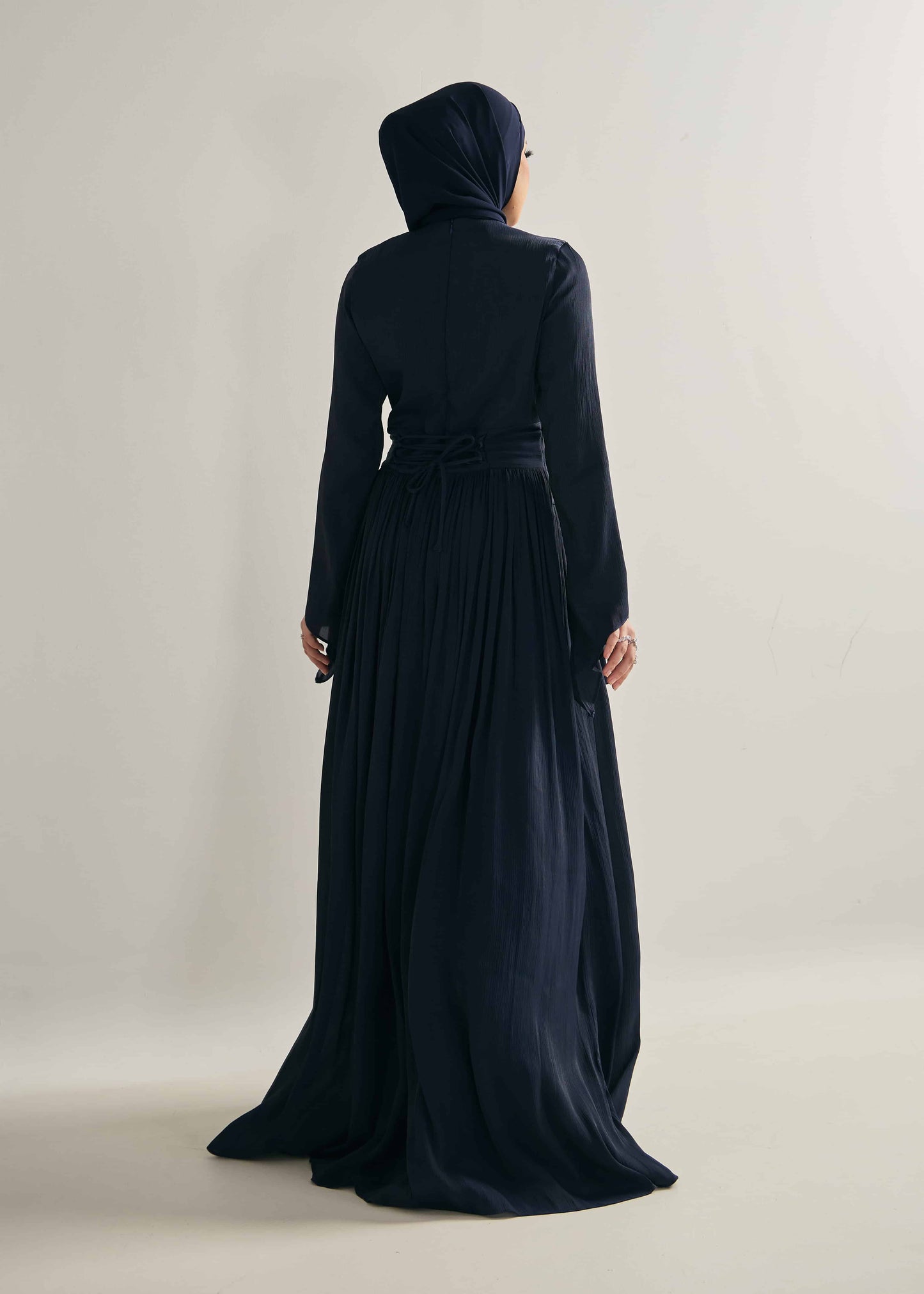 MINOR DEFECT ELYSIA DRESS (NAVY BLUE)